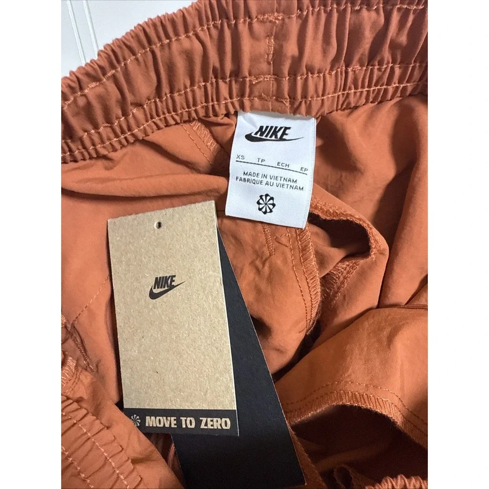 Nike Sportswear Everything Wovens Women's Mid-Rise Open-Hem Pants ‎ SIZE XS